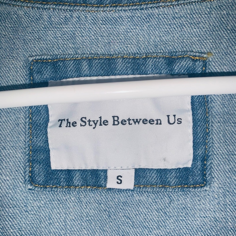 Denim jacket - Picture 2 of 3